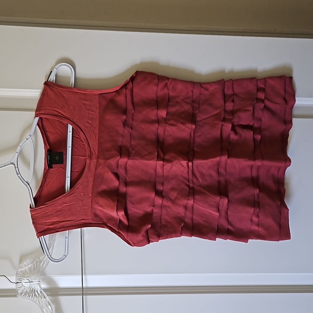 086 NWOT ANN TAYLOR TANK